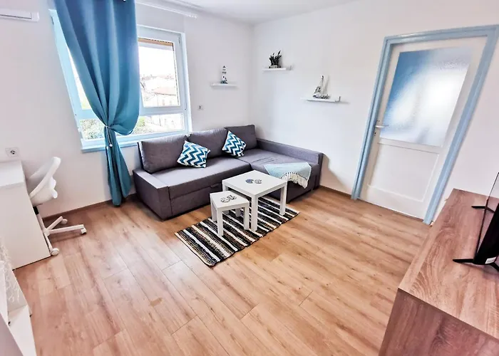Sea Star Apartment